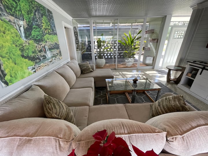 HoweyintheHills Holiday Rentals & Homes Florida, United States