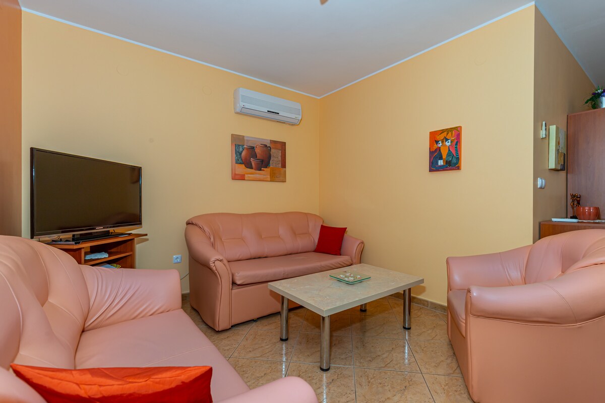 Apartman Mira