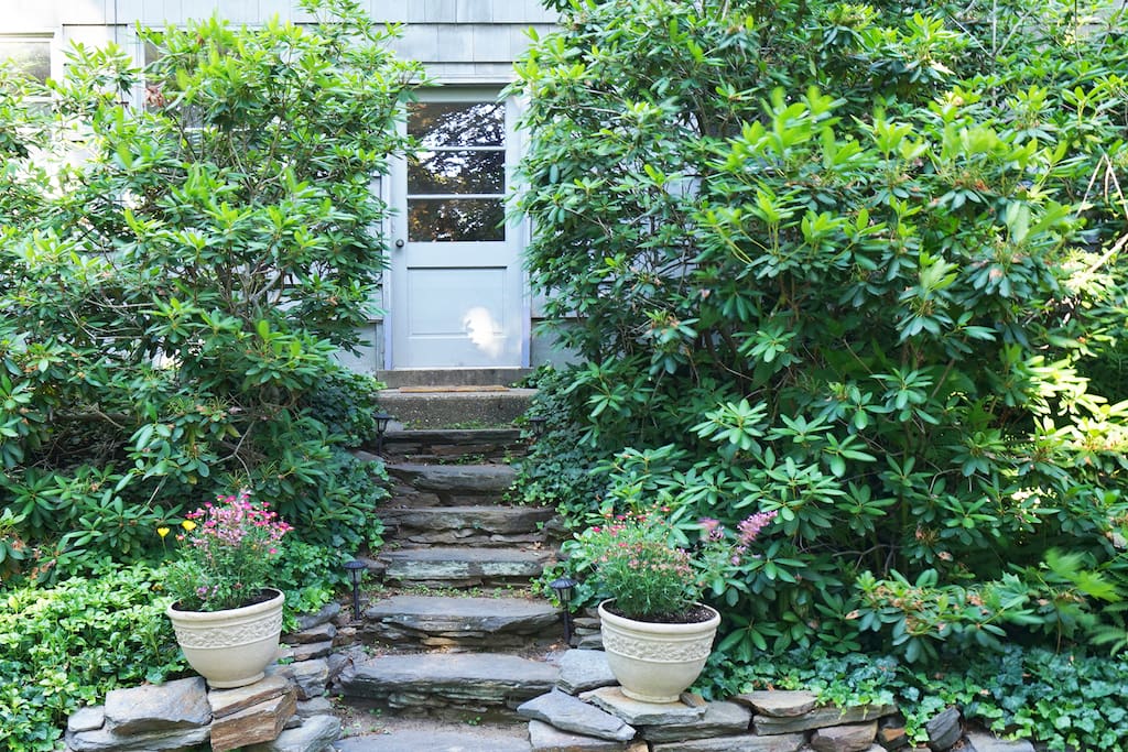 Private Entrance
