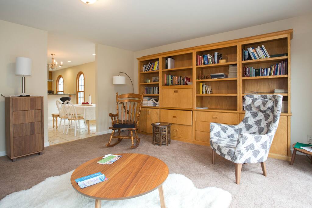 Cosy living room opening to dining area