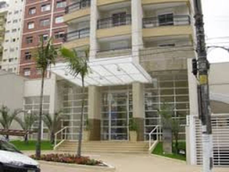 Studio Home Bela Cintra.
Rua Bela Cintra, 450