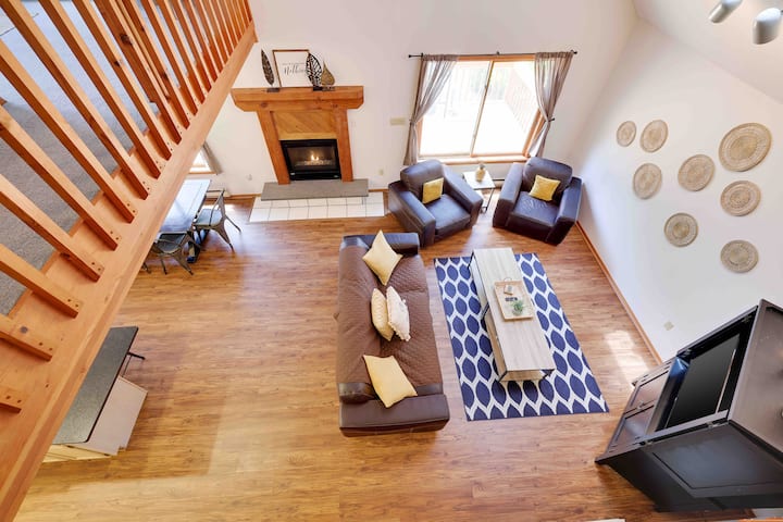Lake Access-spacious Chalet 3 Full Bathrooms - Lake Wallenpaupack, PA