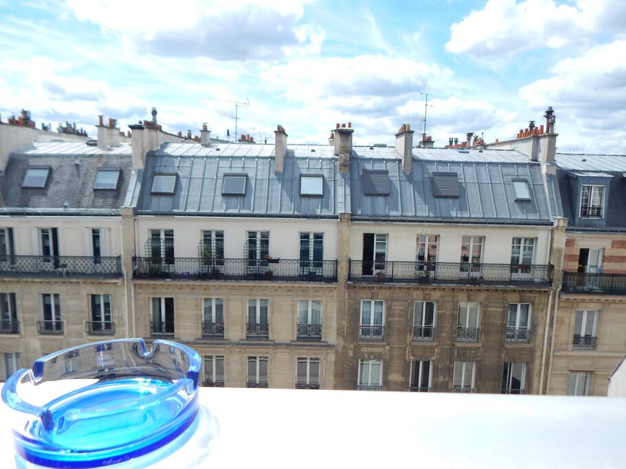 Vue du balcon en journée, fumeurs autorisés sur le balcon