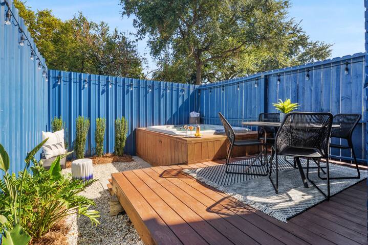 Expansive Renovation in Mid-City | Hot Tub gallery image 2
