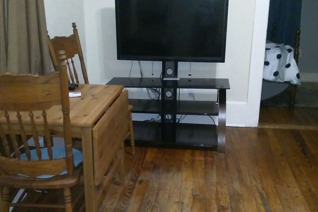 Kitchenette/dining area
