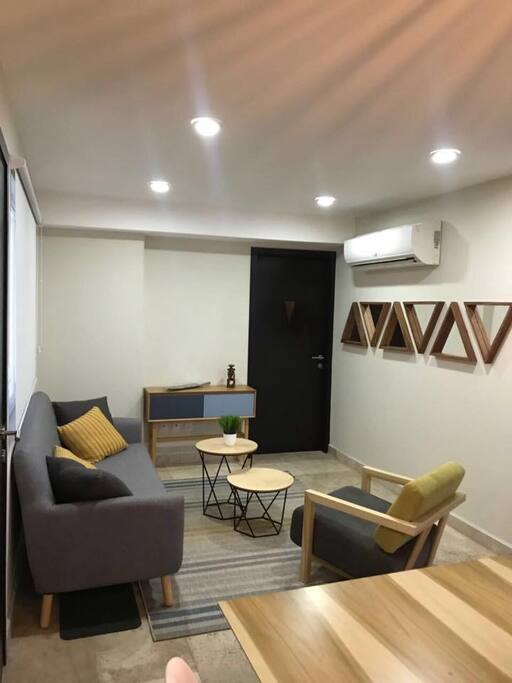 Decorado estilo minimalista.