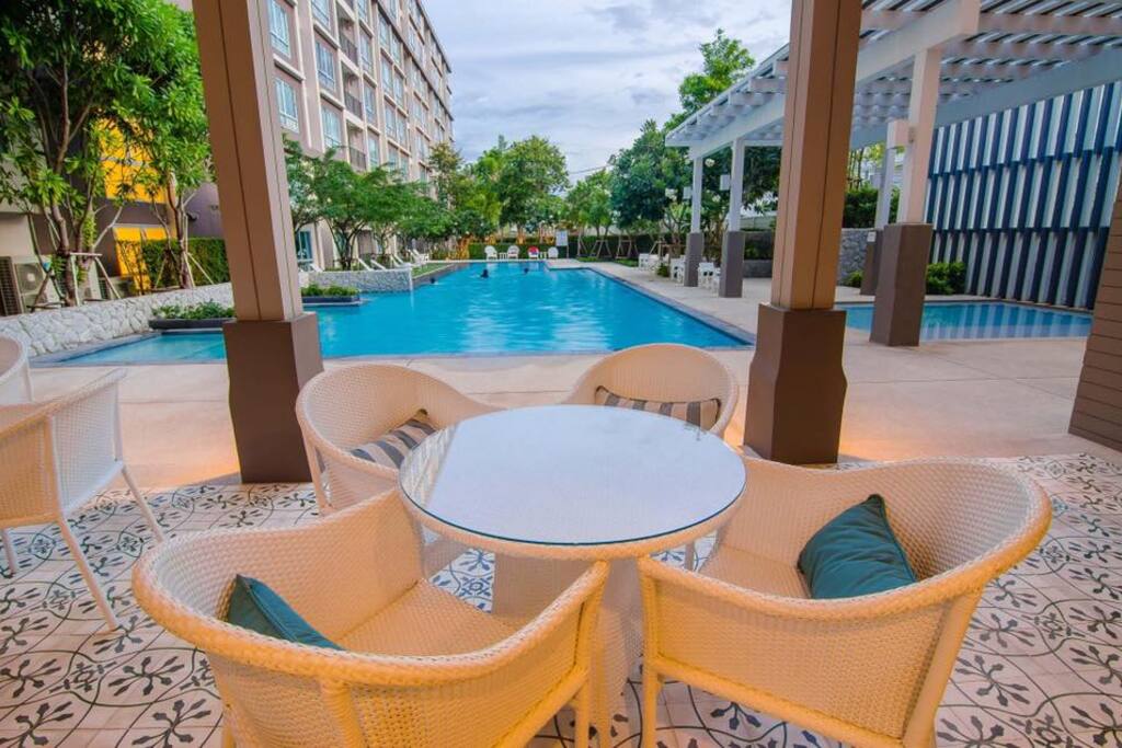 Swimming pool and Kid pool