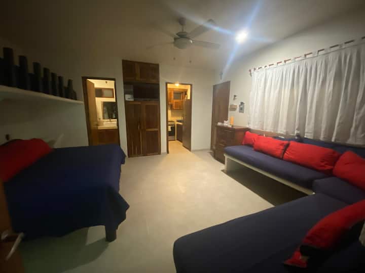 Family Beachfront House Direct Access To The Beach - Manzanillo