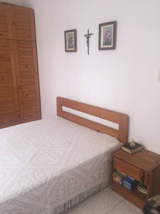 suíte com cama de casal