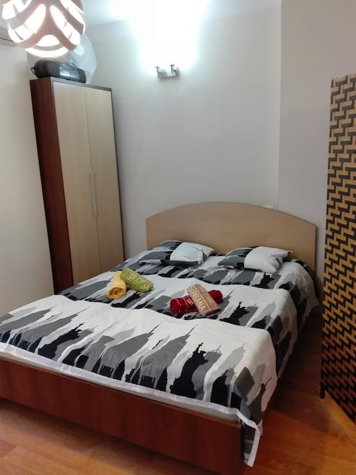 Double-bed