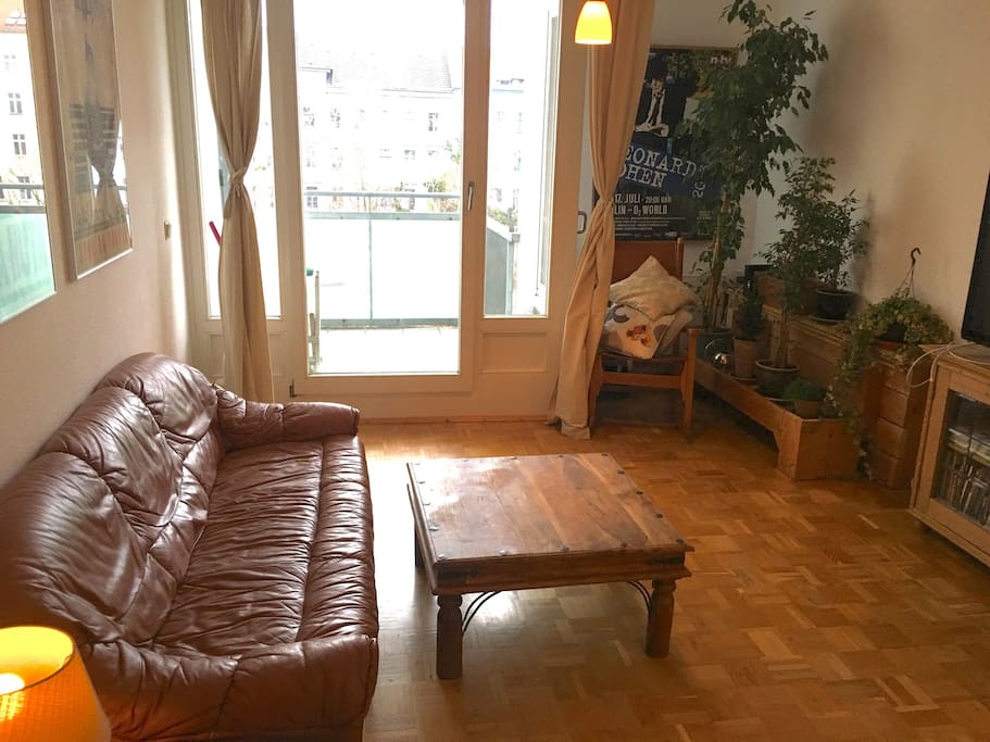 living room, facing balcony