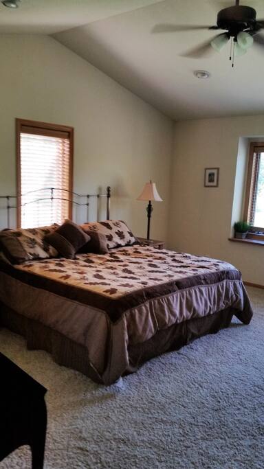 king bed
