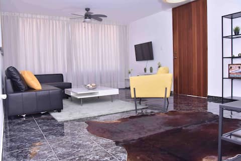 H1-3 Best Location in Santiago 10 min from Airport