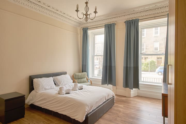 9 person GF flat – NEWINGTON – 10 min city!