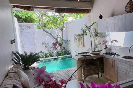 Villa Patliany in Seminyak FREE SCOOTER