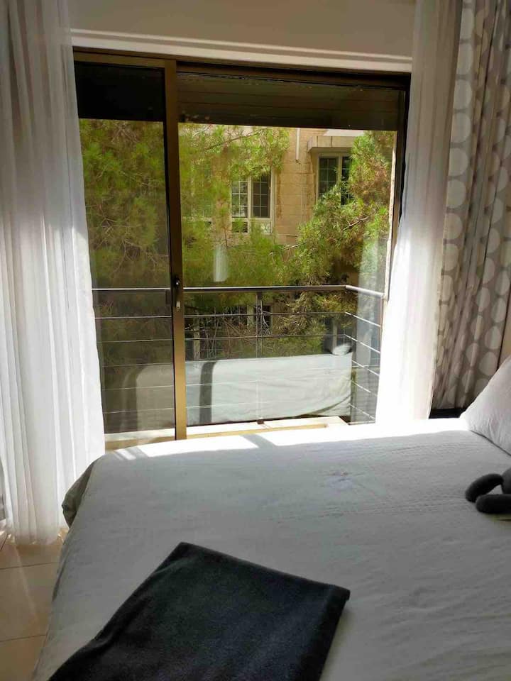 Pogled na glavnu spavaću sobu