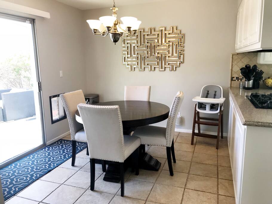 Dining area - table can expand to seat 6.