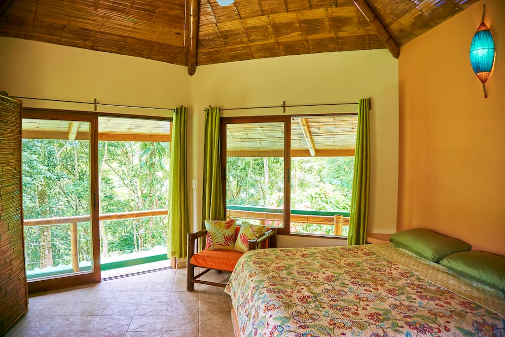 Your bedroom has a tree-top wrap around balcony, with a view to the union of the Uvita & Ballena rivers.