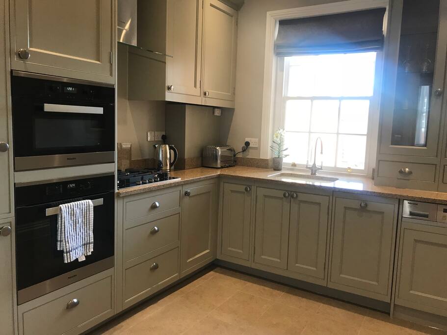 Spacious kitchen