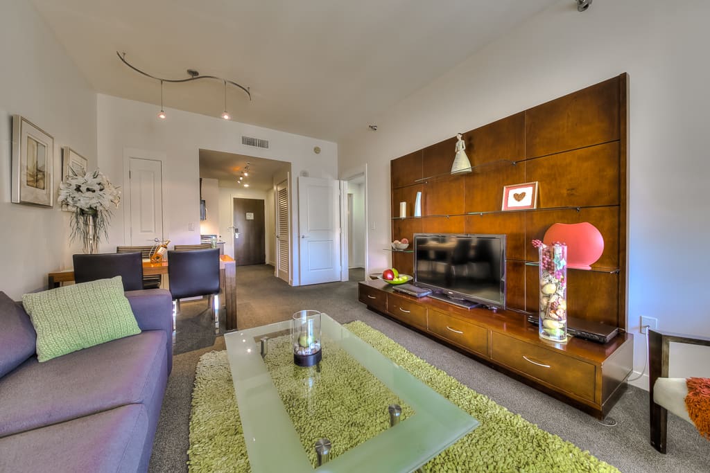 Contemporary Living Room