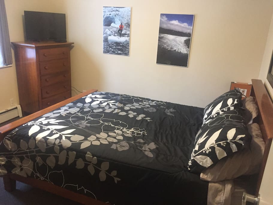 Glacier Room
