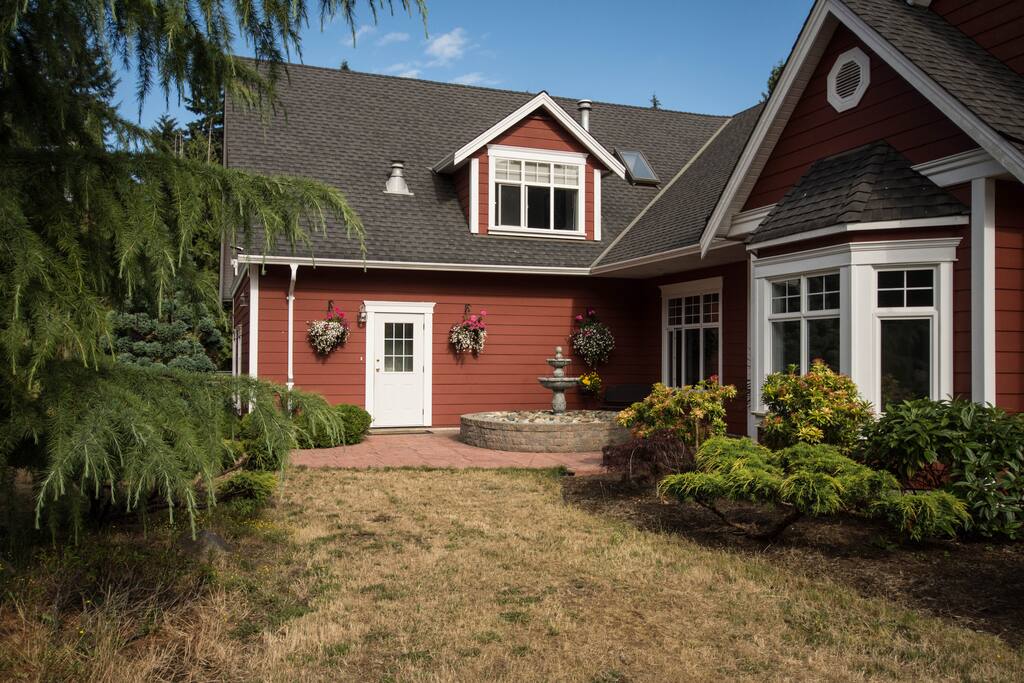 Front, separate entry
