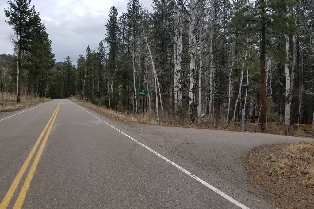 Cebolla lane entrance off of Highway 126