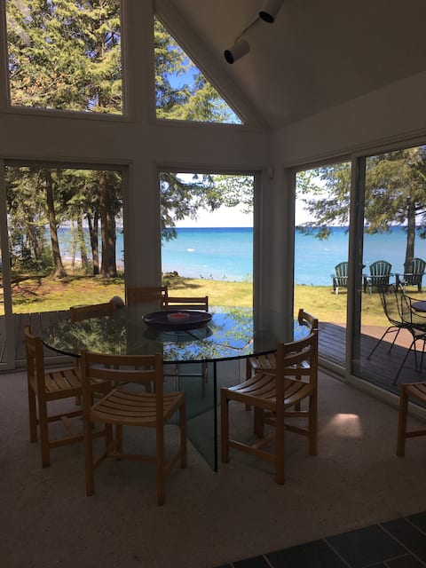 BEACH FRONT HOME in Good Hart, MI