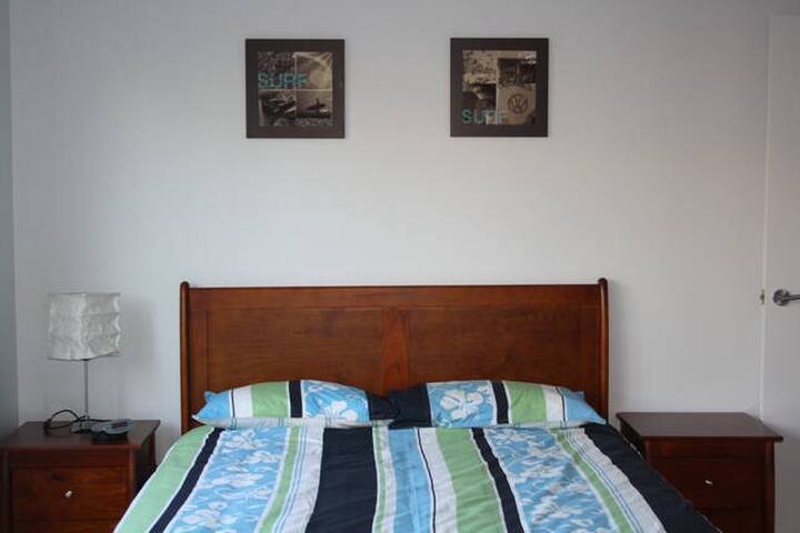 The Green Oasis – 5 bedrooms, 3 Queen/6 Singles gallery image 4