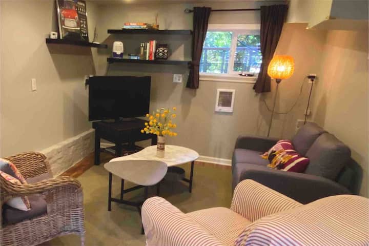 Cozy Apt, Easy Walk To Children’s Hospital - Seattle, WA