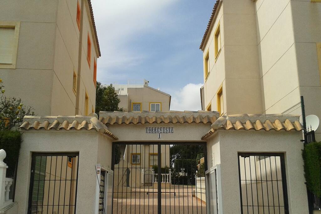 Entrada Urbanización