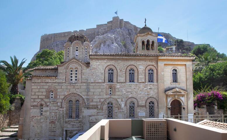 Tripodon Plaka | In the shade of Acropolis by GHH gallery image 2