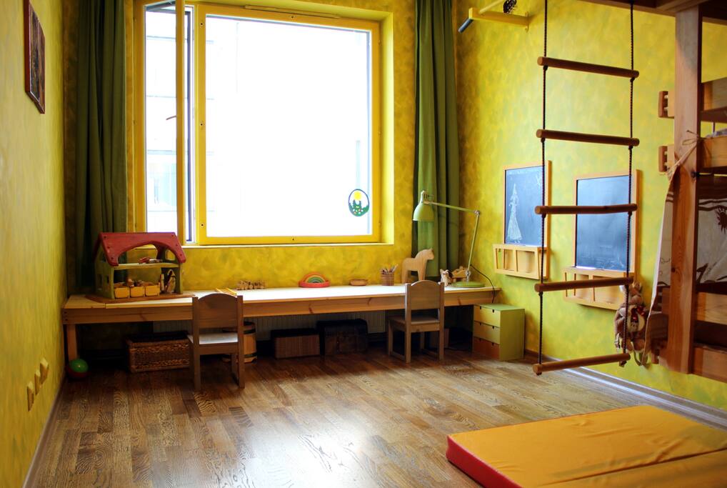Детская комната — спальня
Children's room — bedroom