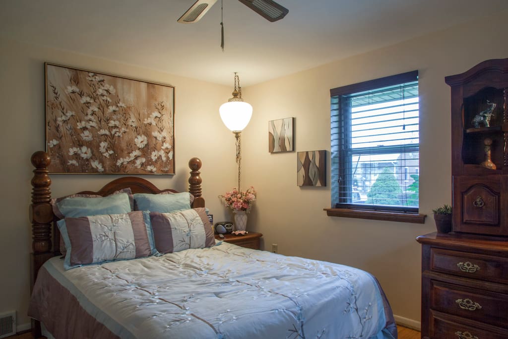 Queen size pillow top cozy bed.