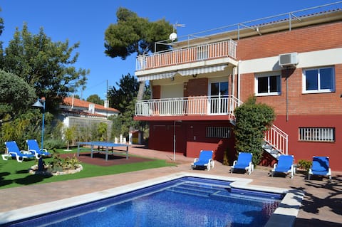 VILA LAGEM, House with pool, barbecue, garden