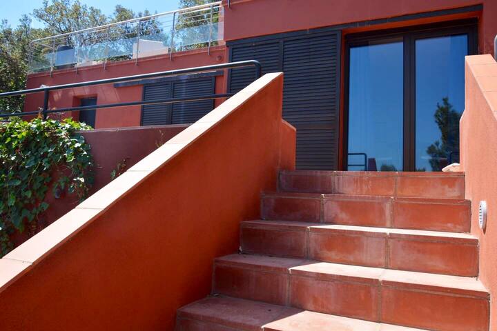 Grande villa avec piscine et vue exceptionnelle gallery image 2