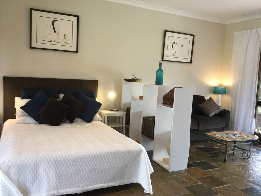 Queen bed