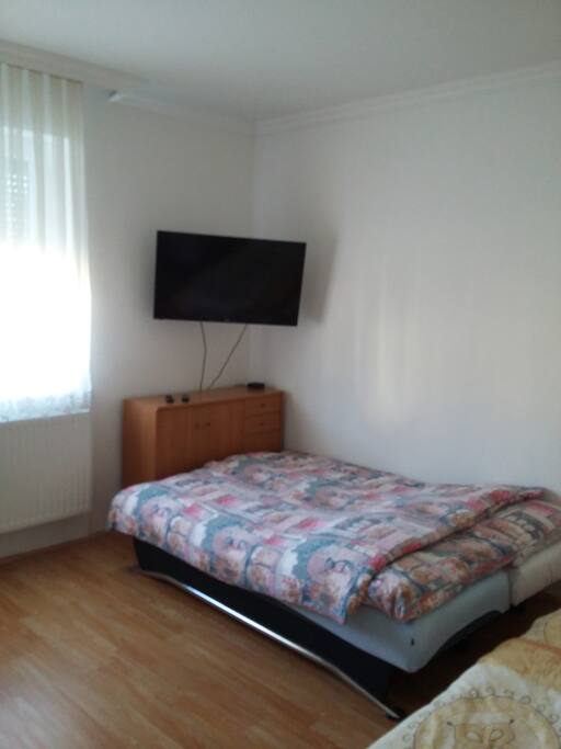 1., SZOBA ,LED TV ,INGYEN WIFI.