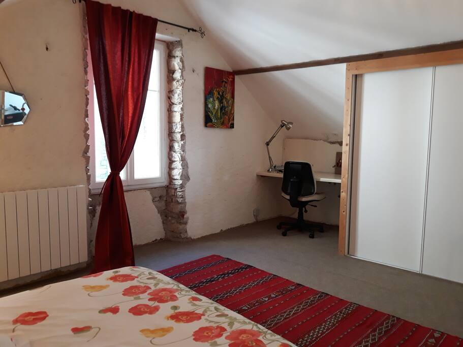 grande penderie et bureau