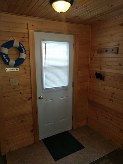 Successful Airbnb property: Bayside Cottage in Cumberland