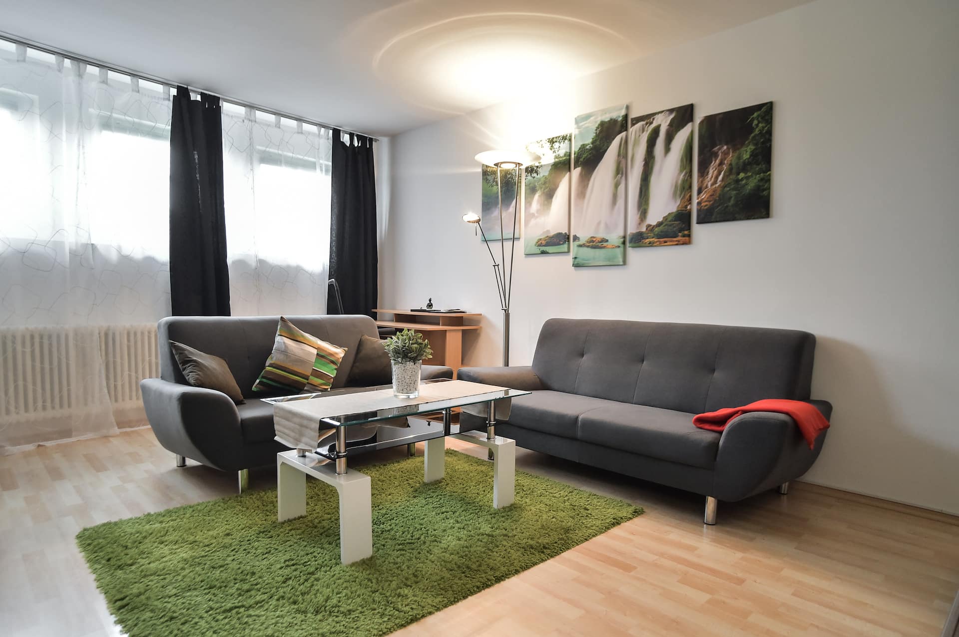 Quiet ELW fully equipped with 3 rooms & 60 m²