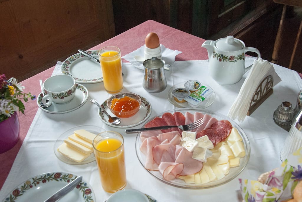 Frühstück in der Stube