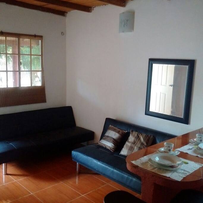 2 sofa cama en el salon