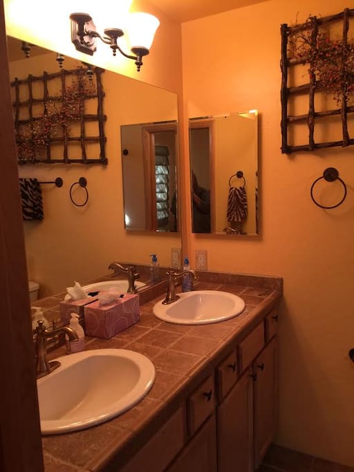 Master bathroom 1 with shower