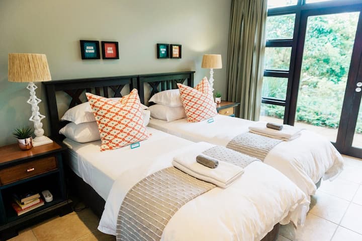 Luxury linen, down duvets on chilly nights and soft and firm pillows. En-suite with shower.