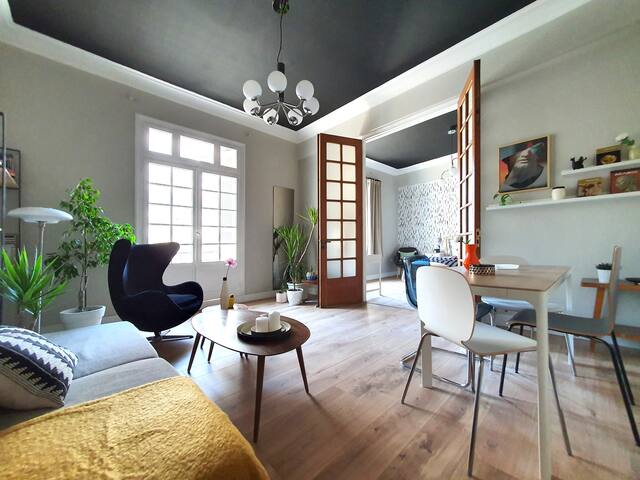 Artistic Apartment Next to The Acropolis III gallery image 5