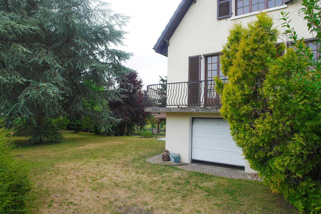 The Back Garden where you can park your car for free