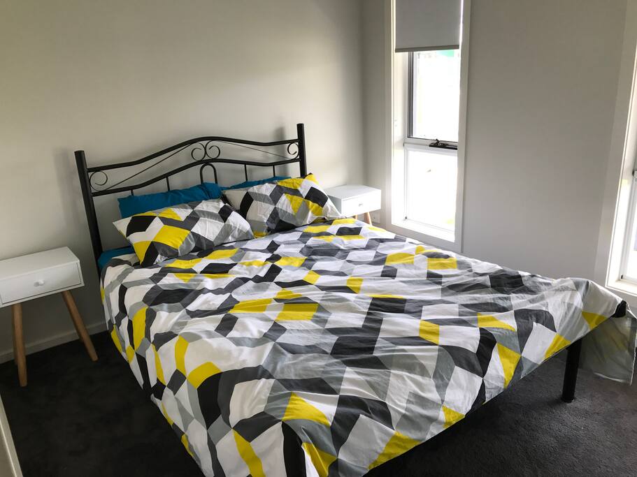 Simple yet effective. Clean and Comfortable. A nice bed to rest your head.