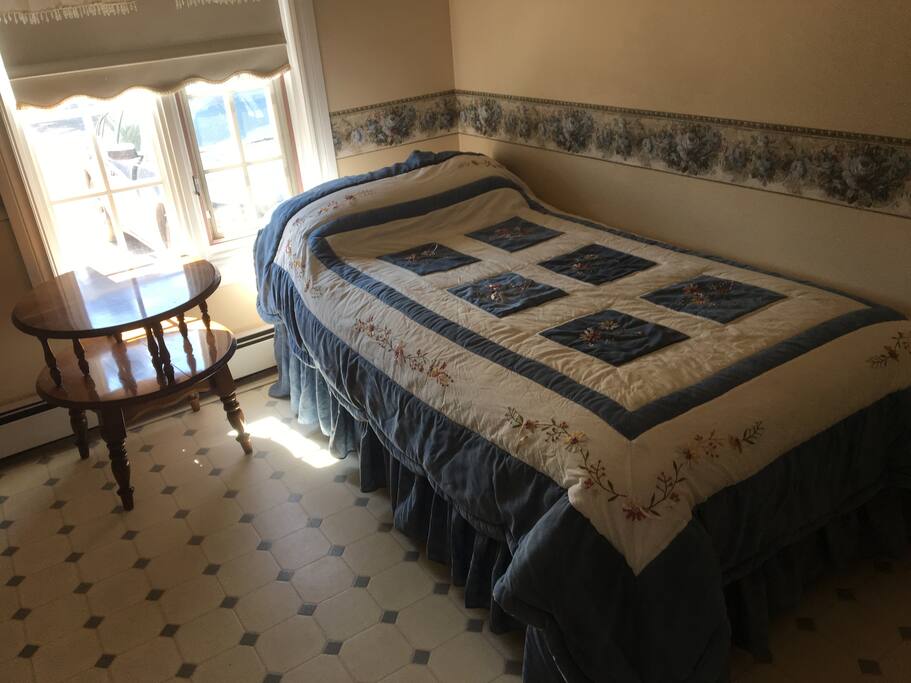 Rockside Room