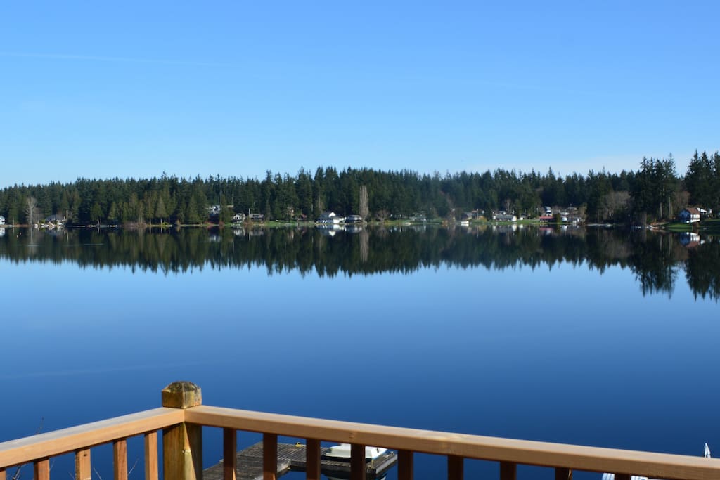 Deer Lake Getaway Houses for Rent in Clinton, Washington, United States